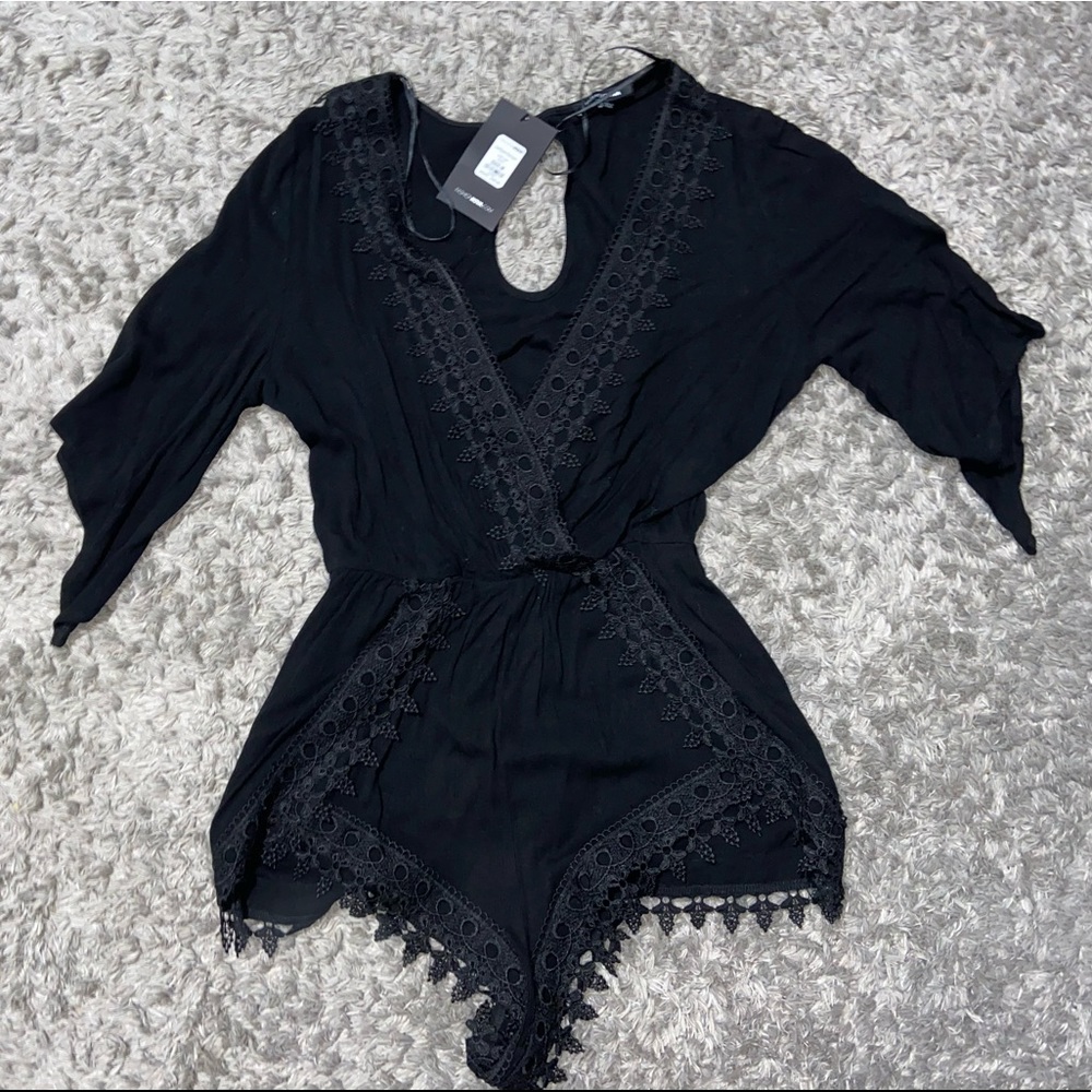 Selfless Romper Black - Picture 1 of 2